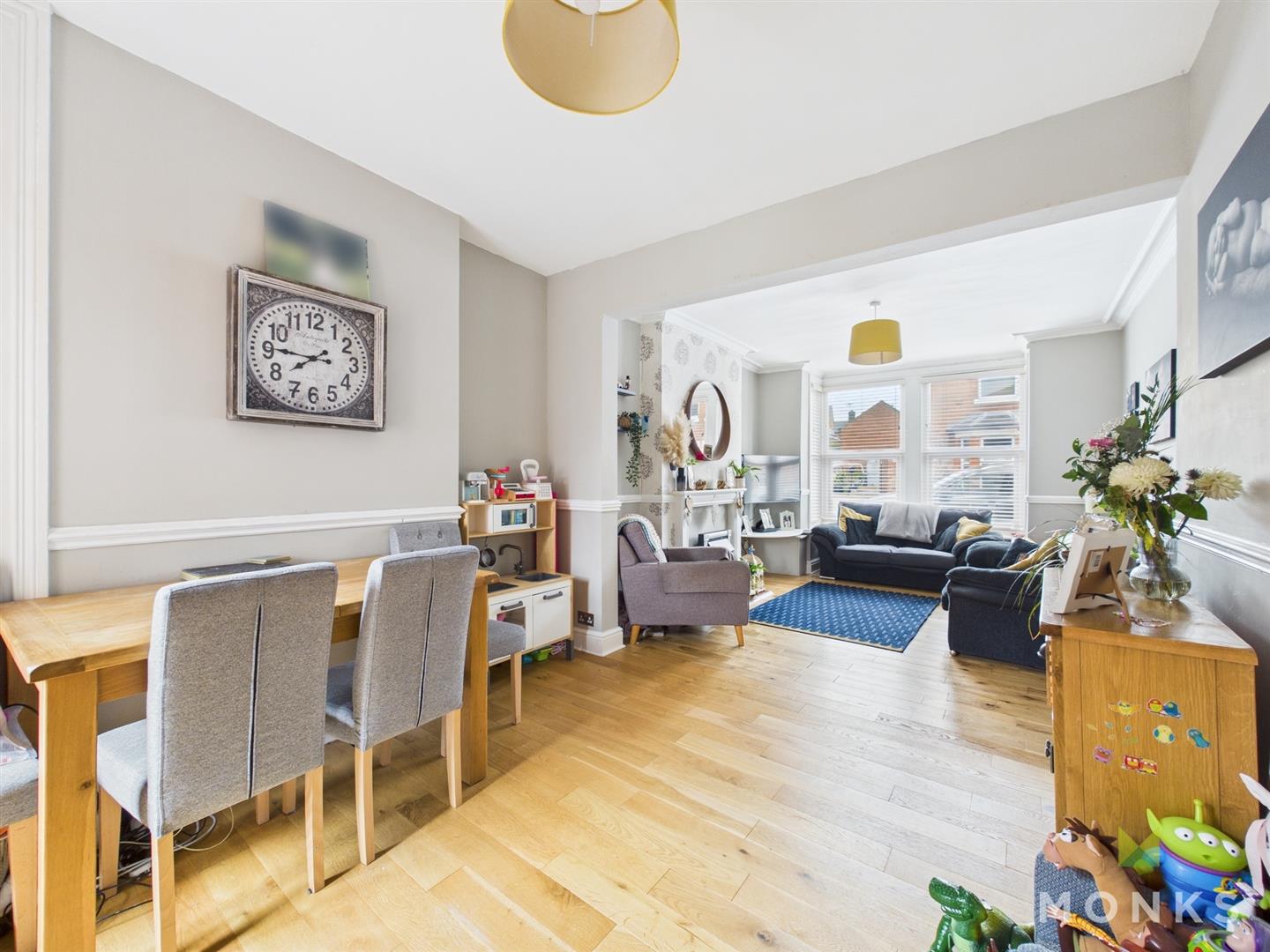 25 Stewart Road, Oswestry, SY11 2HB For Sale